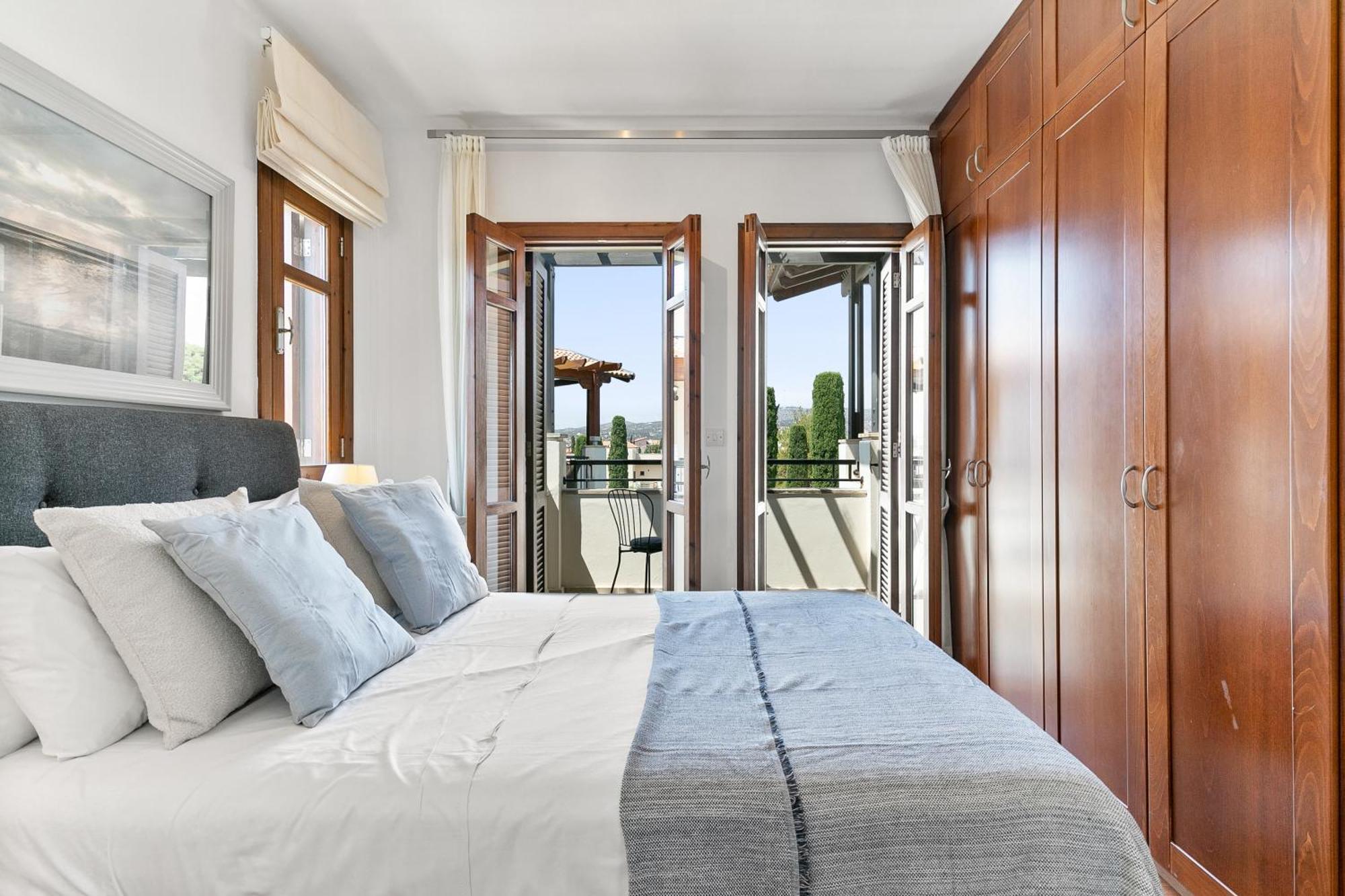 2 Bedroom Apartment Chloe With Communal Pool, Aphrodite Hills Resort Kouklia Exterior foto
