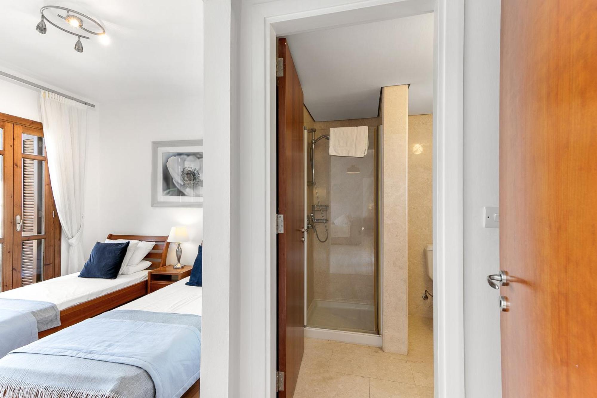 2 Bedroom Apartment Chloe With Communal Pool, Aphrodite Hills Resort Kouklia Exterior foto