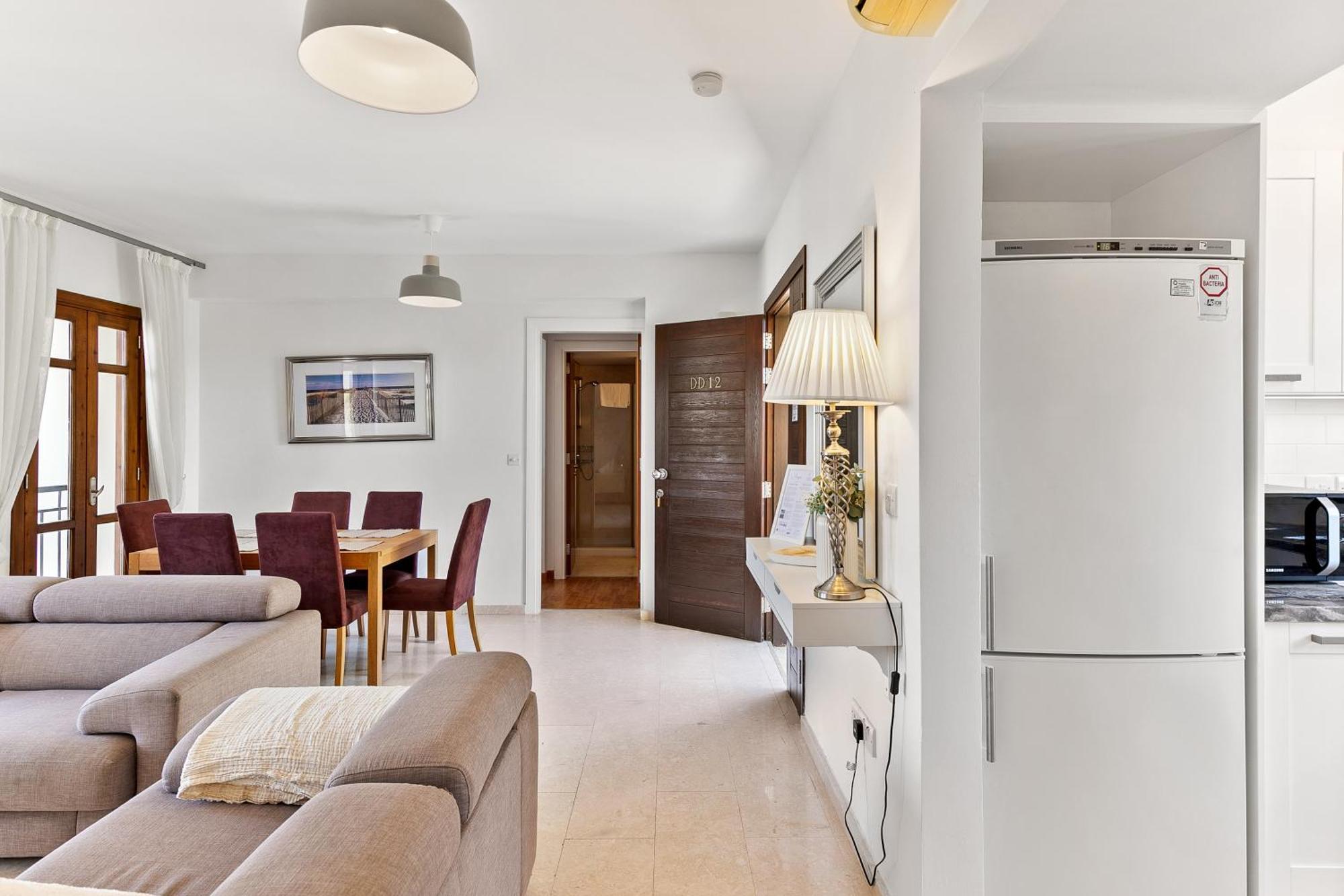 2 Bedroom Apartment Chloe With Communal Pool, Aphrodite Hills Resort Kouklia Exterior foto